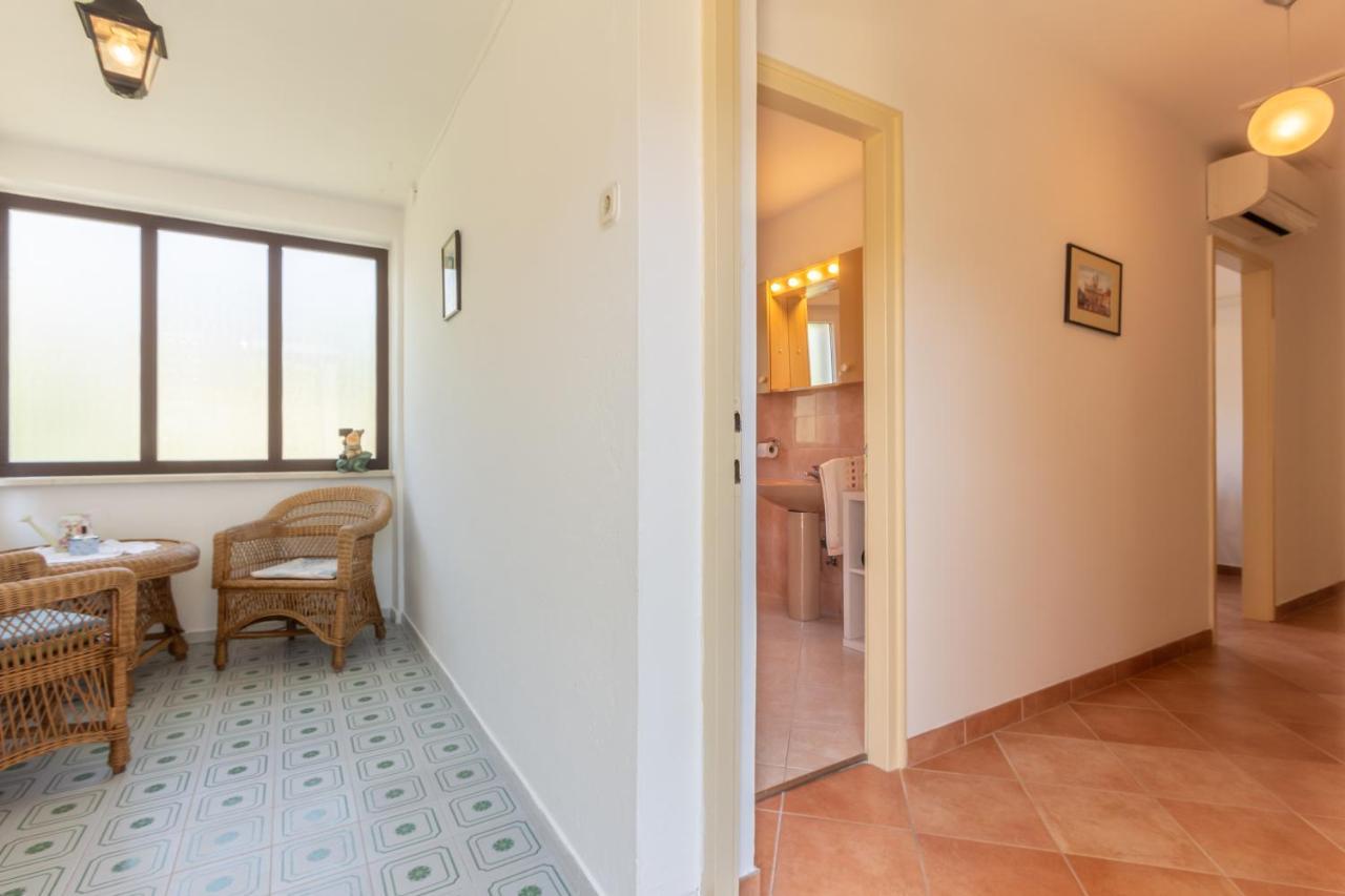 Apartment Beti With Balcony Baska  Bagian luar foto